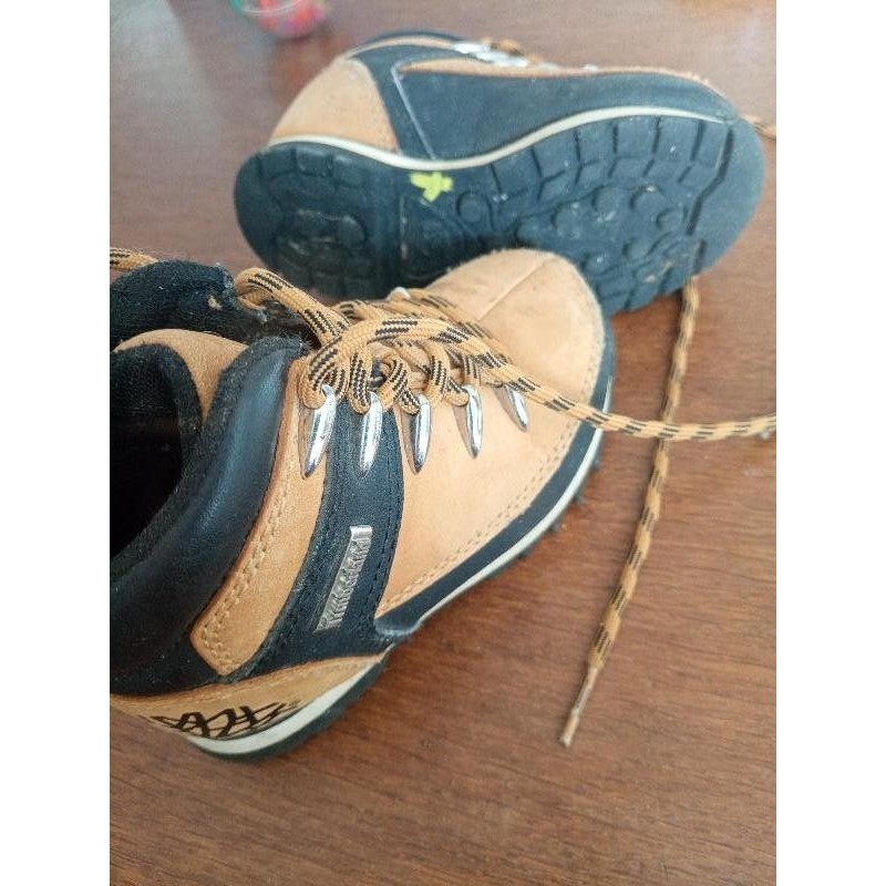 Bottines Timberland  TAILLE 25