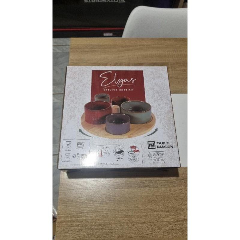 Service Elyas maison du monde NEUF.