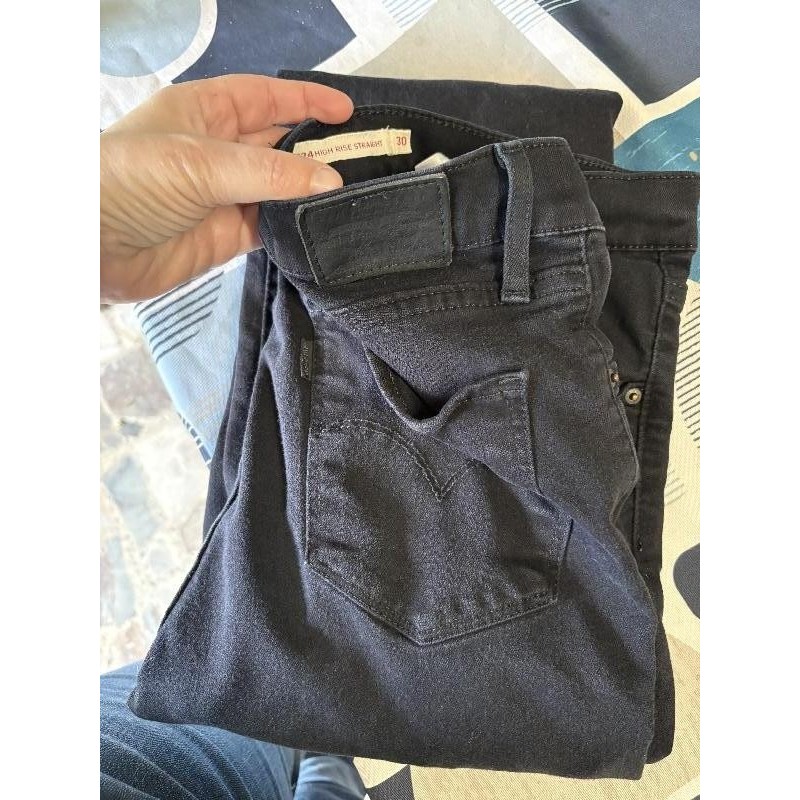 Jean’s Levi’s noir foncé 724 taille haute  TAILLE 38/40