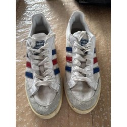 Adidas Americana  TAILLE 42