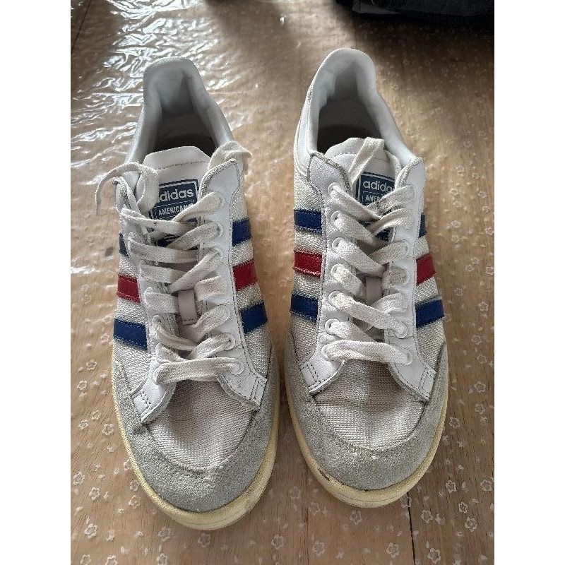 Adidas Americana  TAILLE 42