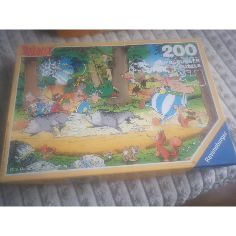 LOT 2 PUZZLES A9
