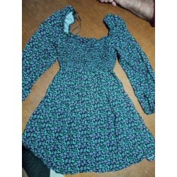 Robe fleurs  TAILLE 34