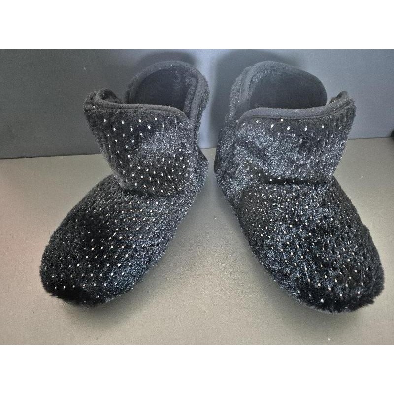 Chaussons  TAILLE 41