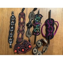 Bijoux. Fil  bracelet 