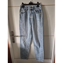Jeans stradivarius  TAILLE 34