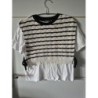 ?Haut Zara (2-en-1 tee-shirt blanc et pull sans manches à rayures) TAILLE M