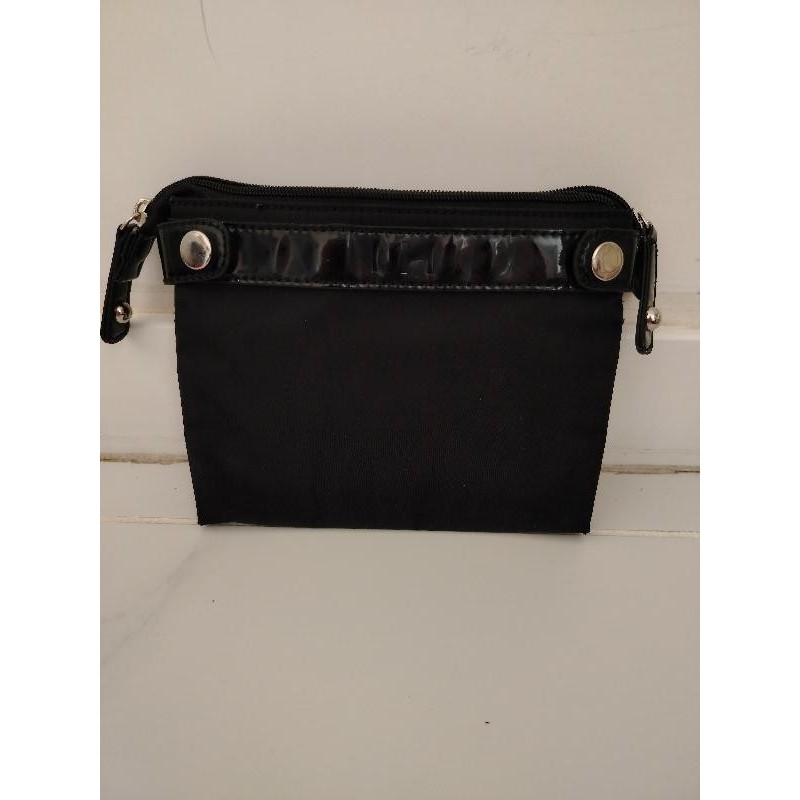 Pochette noire