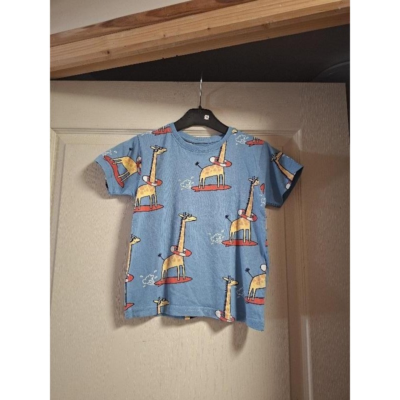 Tee-shirt garçon 4/5 ans primark TAILLE 4/5 ans