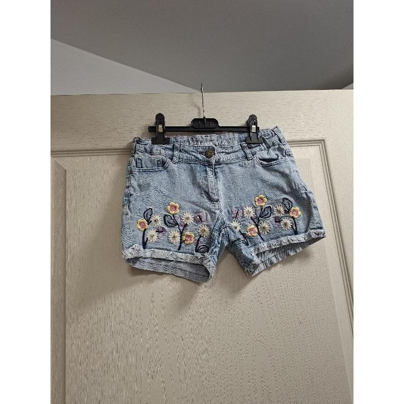 Short fille 140 cm  TAILLE 140 cm