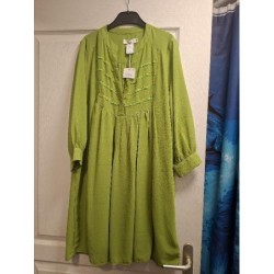 Robe vert anis 